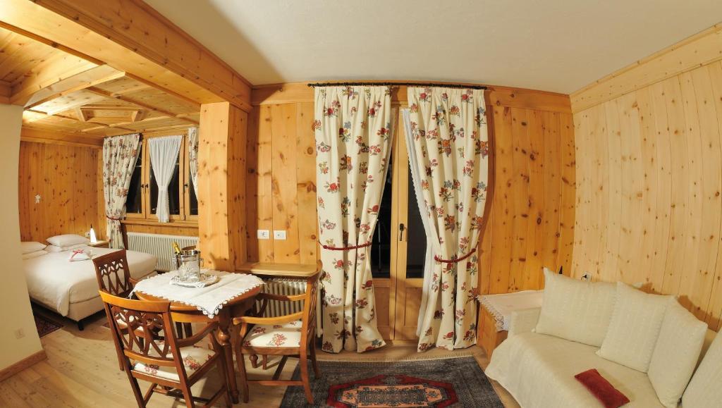 Hotel Baita Fiorita Santa Caterina Valfurva Værelse billede