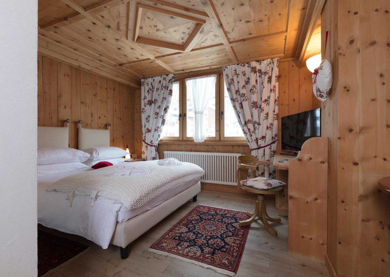 Hotel Baita Fiorita Santa Caterina Valfurva Eksteriør billede