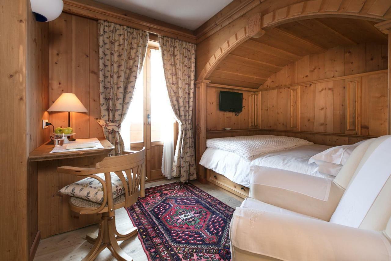 Hotel Baita Fiorita Santa Caterina Valfurva Eksteriør billede